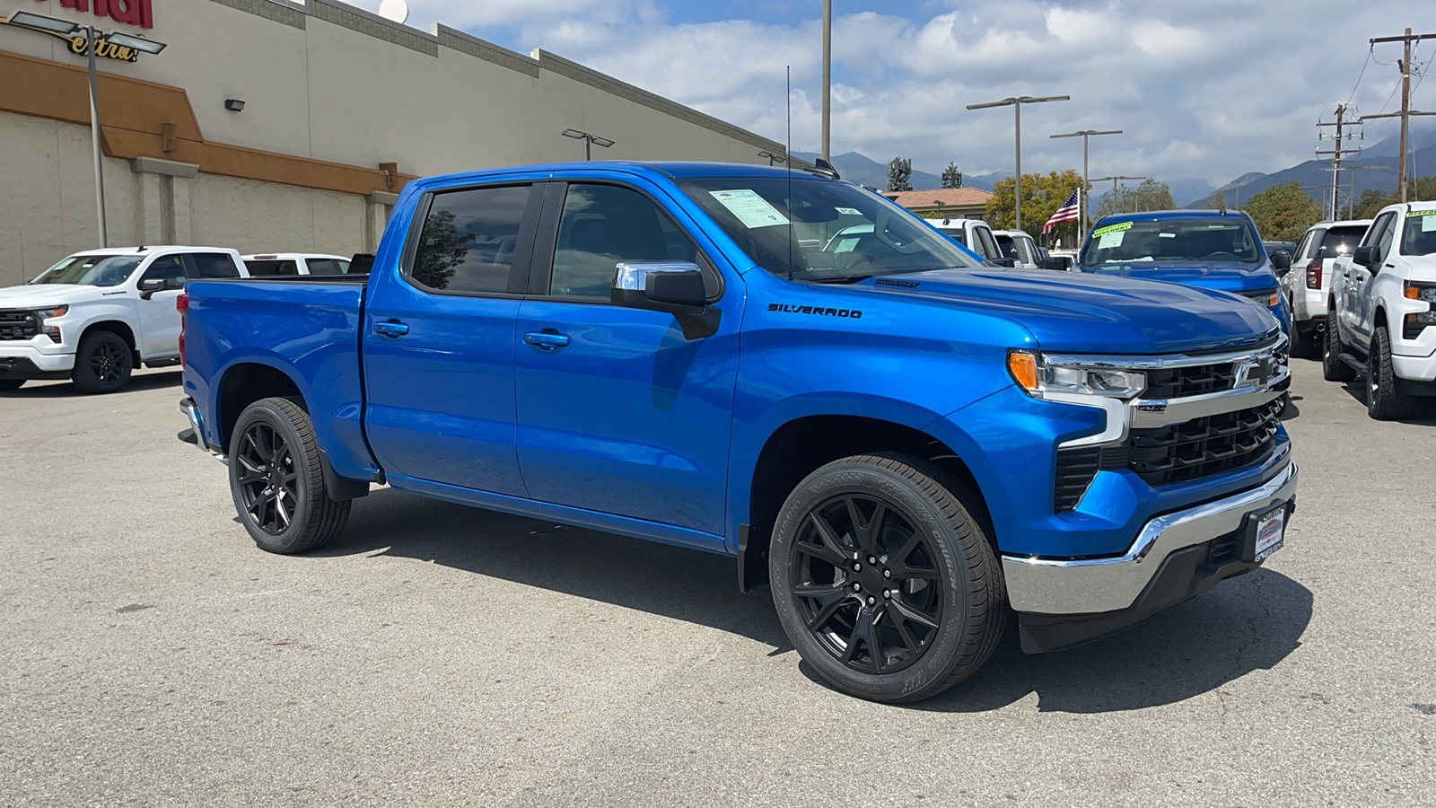 2024 Chevrolet Silverado 1500 LT 1