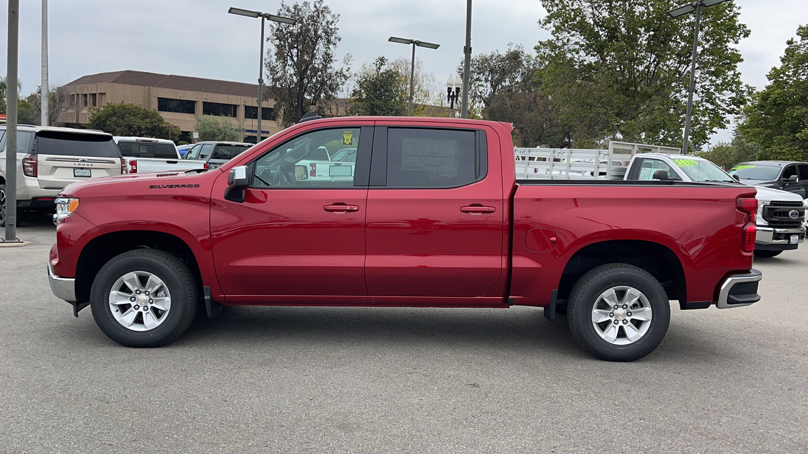 2024 Chevrolet Silverado 1500 LT 6