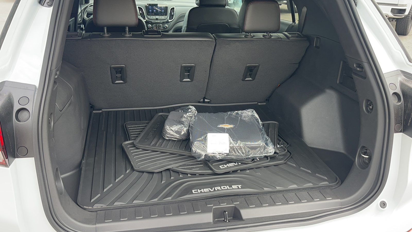 2024 Chevrolet Equinox RS 33