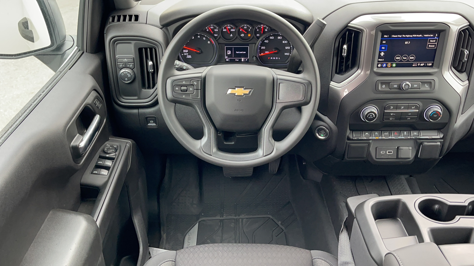 2024 Chevrolet Silverado 1500 Custom 15