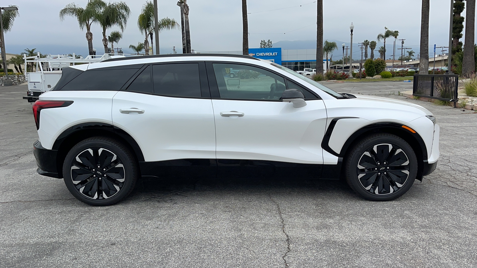 2024 Chevrolet Blazer EV eAWD RS 2