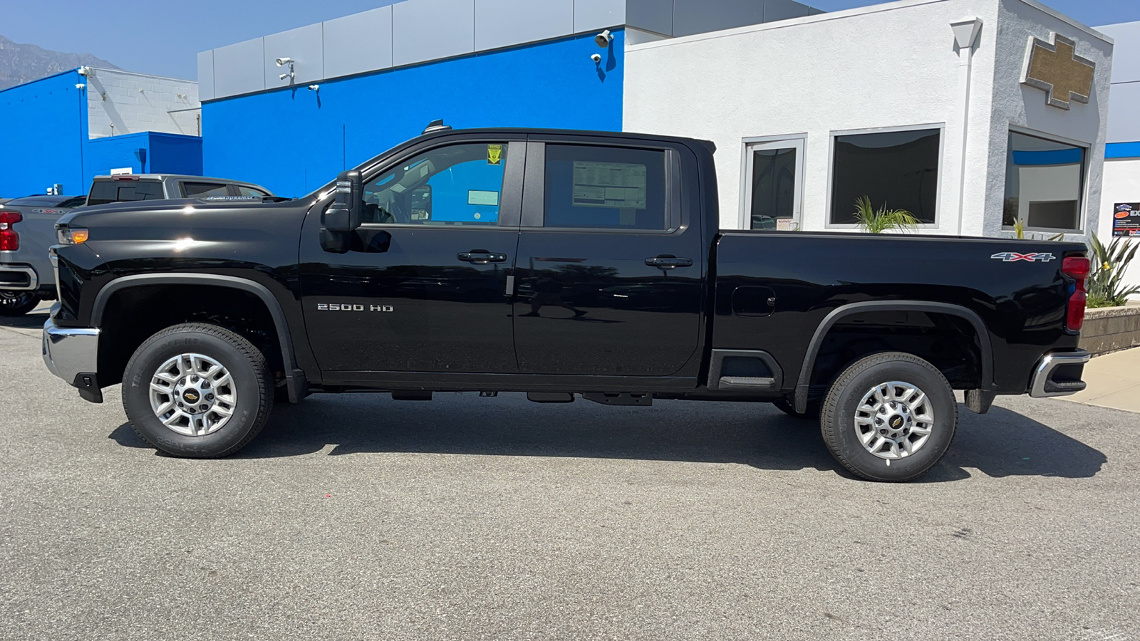 2024 Chevrolet Silverado 2500HD LT 6