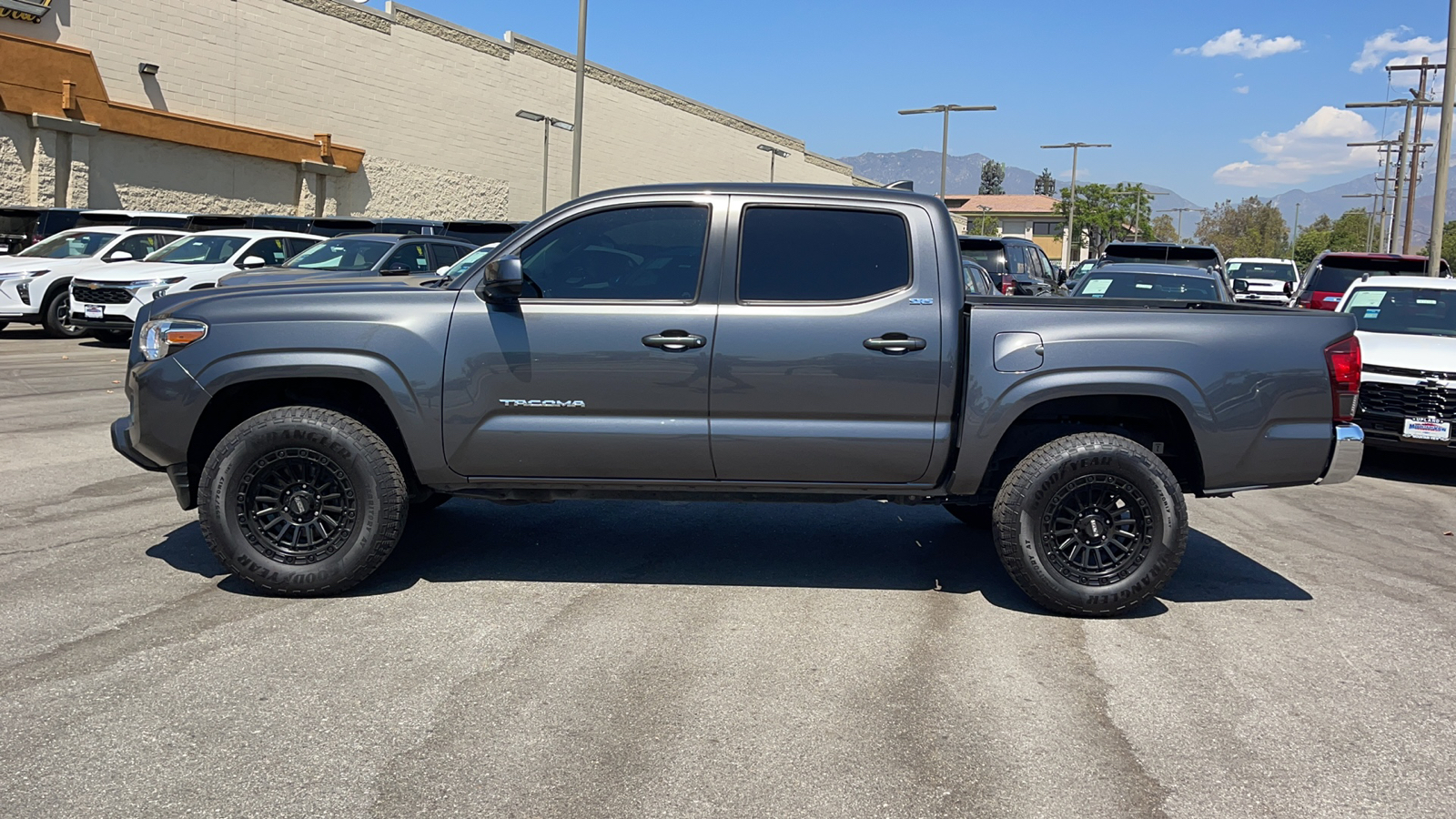 2019 Toyota Tacoma 2WD SR5 6