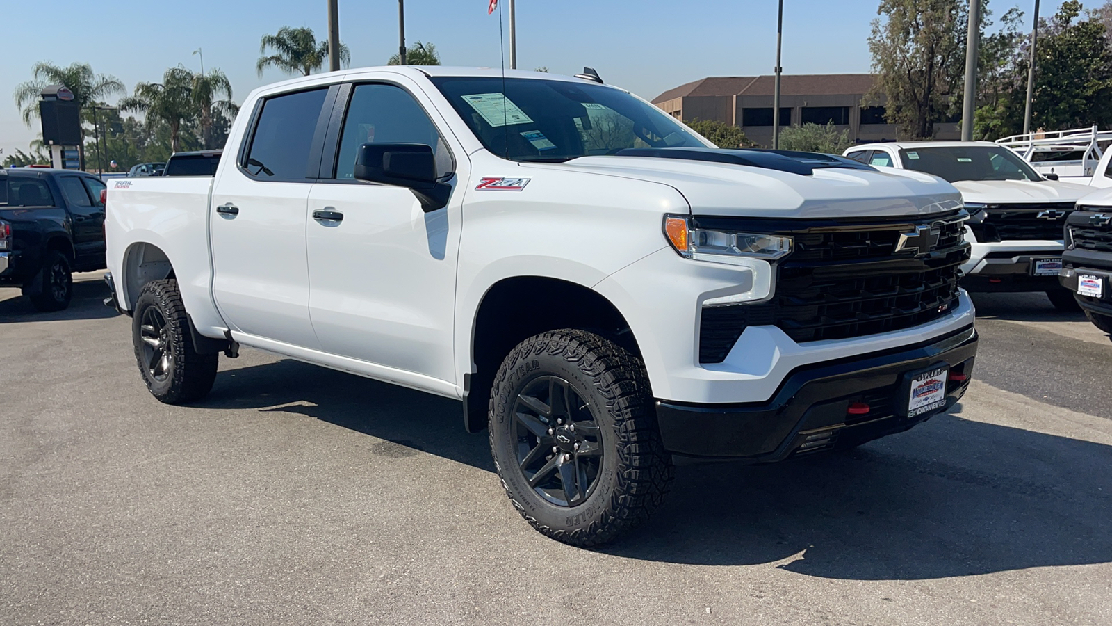 2024 Chevrolet Silverado 1500 LT Trail Boss 1