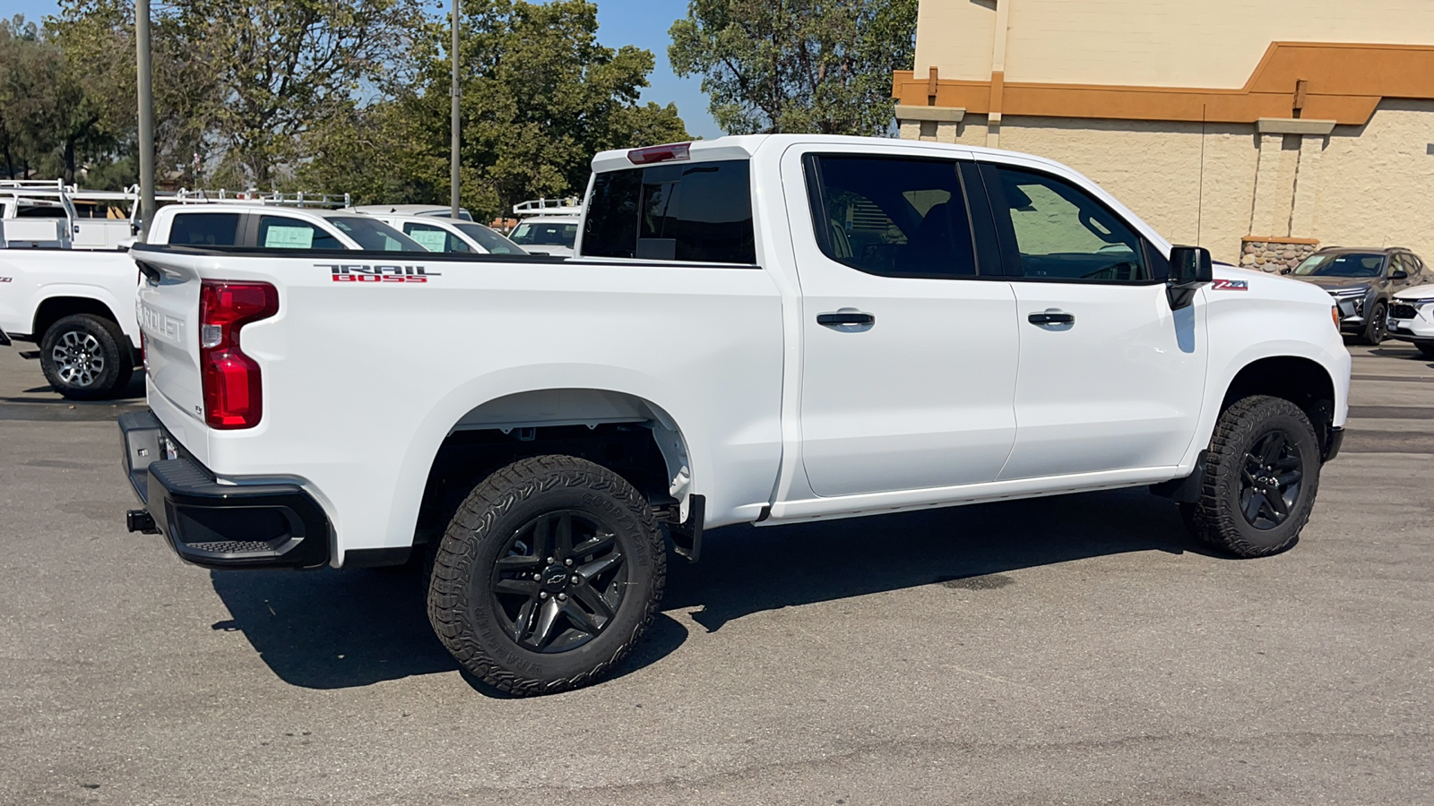 2024 Chevrolet Silverado 1500 LT Trail Boss 3