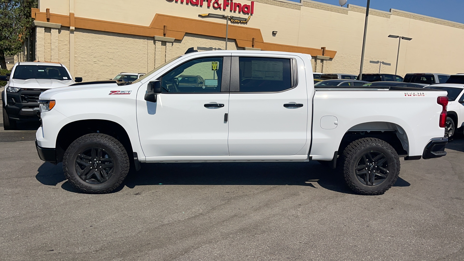 2024 Chevrolet Silverado 1500 LT Trail Boss 6