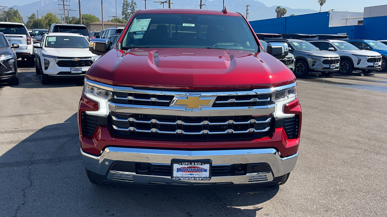 2024 Chevrolet Silverado 1500 LTZ 8