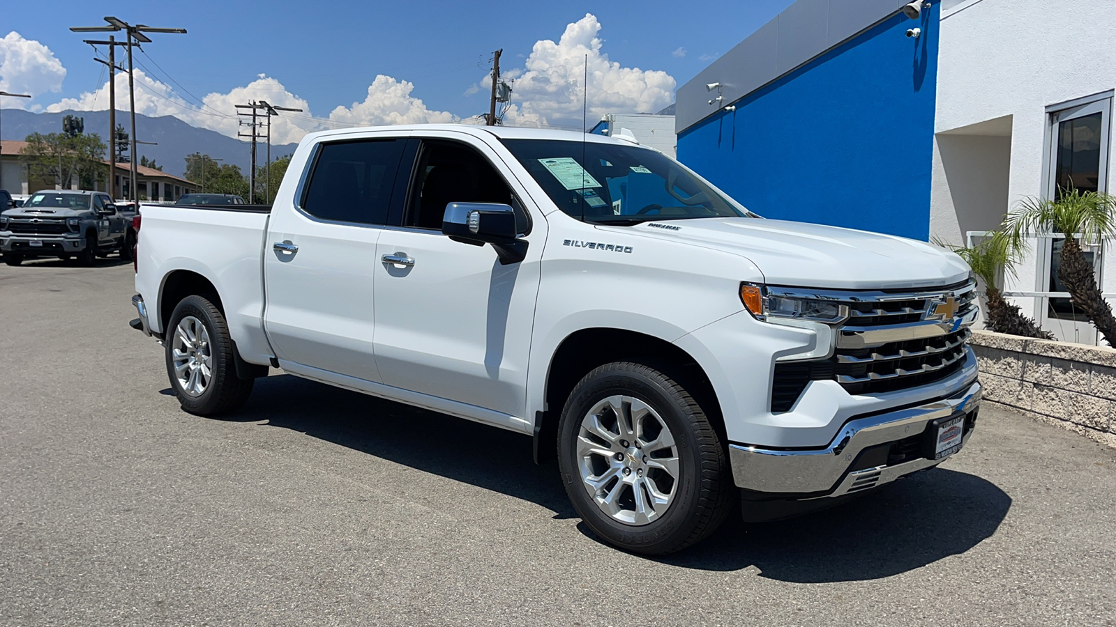 2024 Chevrolet Silverado 1500 LTZ 1