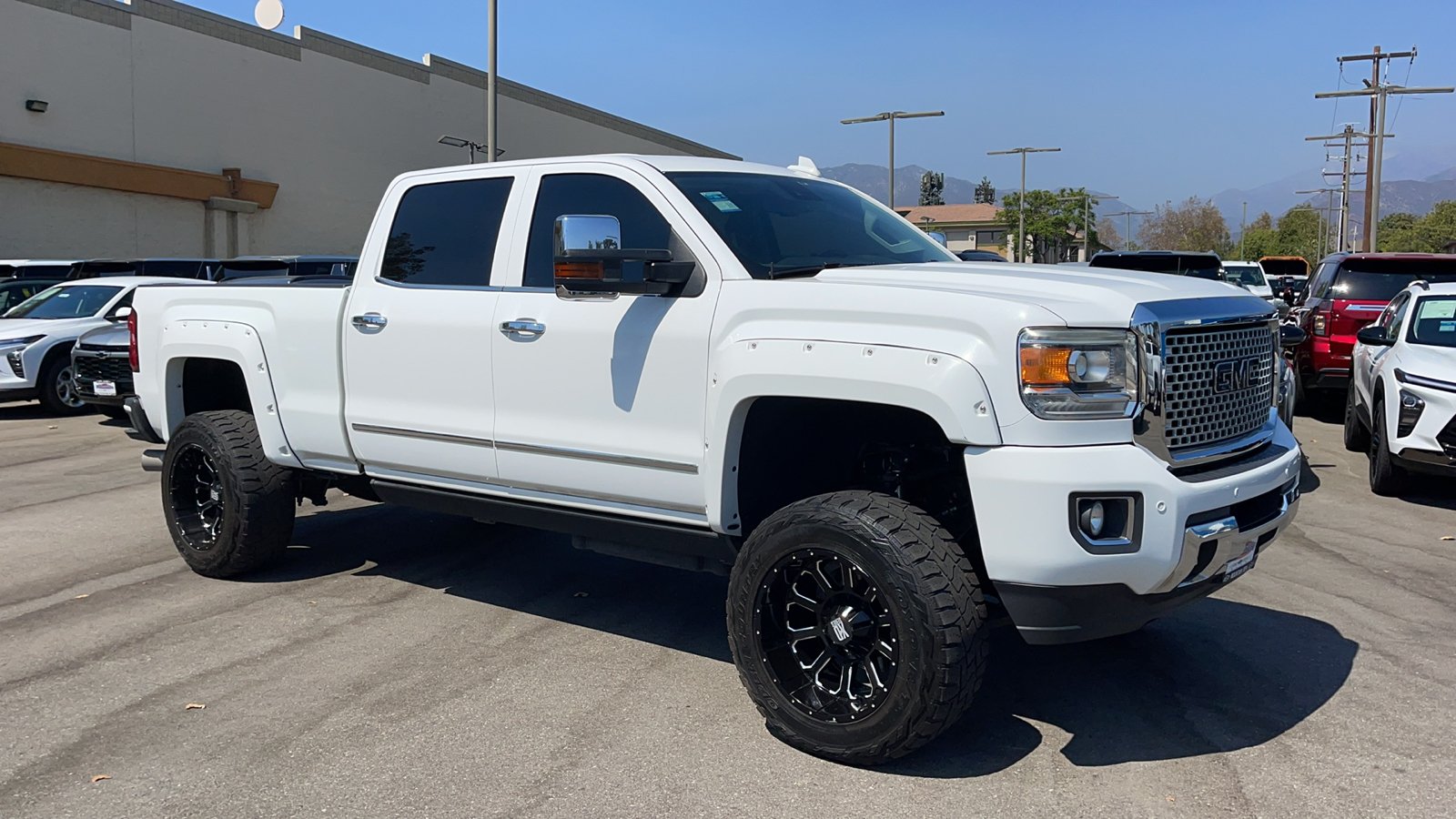 2015 GMC Sierra 2500HD available WiFi Denali 1