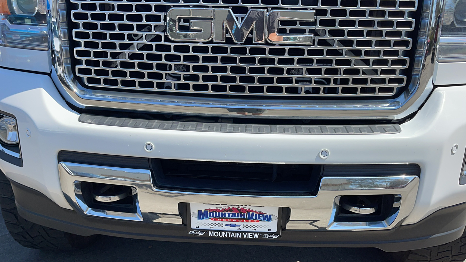 2015 GMC Sierra 2500HD available WiFi Denali 9