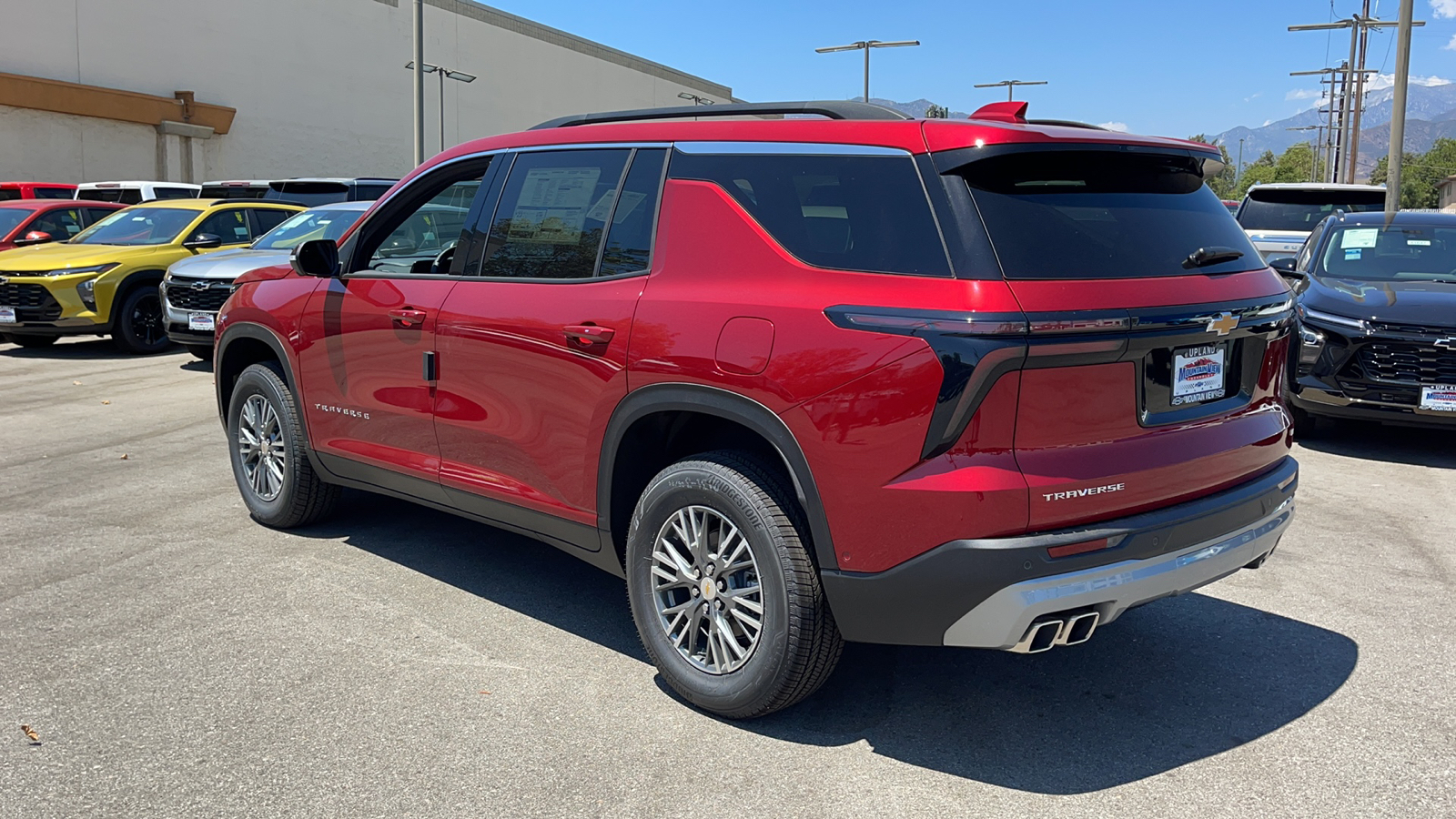 2024 Chevrolet Traverse FWD LT 5