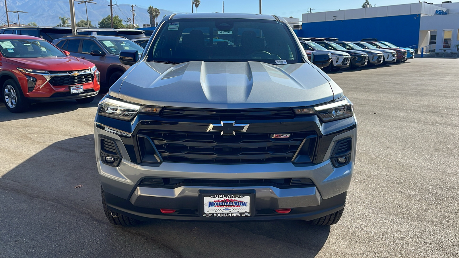 2024 Chevrolet Colorado 4WD Z71 8