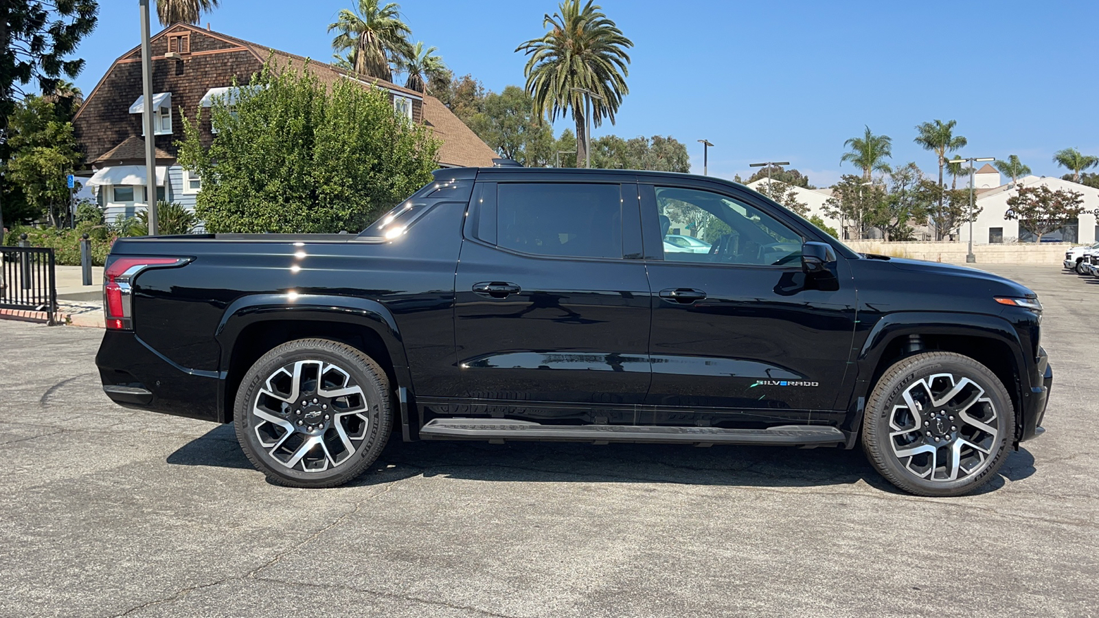 2024 Chevrolet Silverado EV RST 2