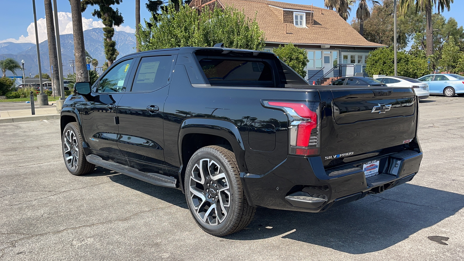 2024 Chevrolet Silverado EV RST 5