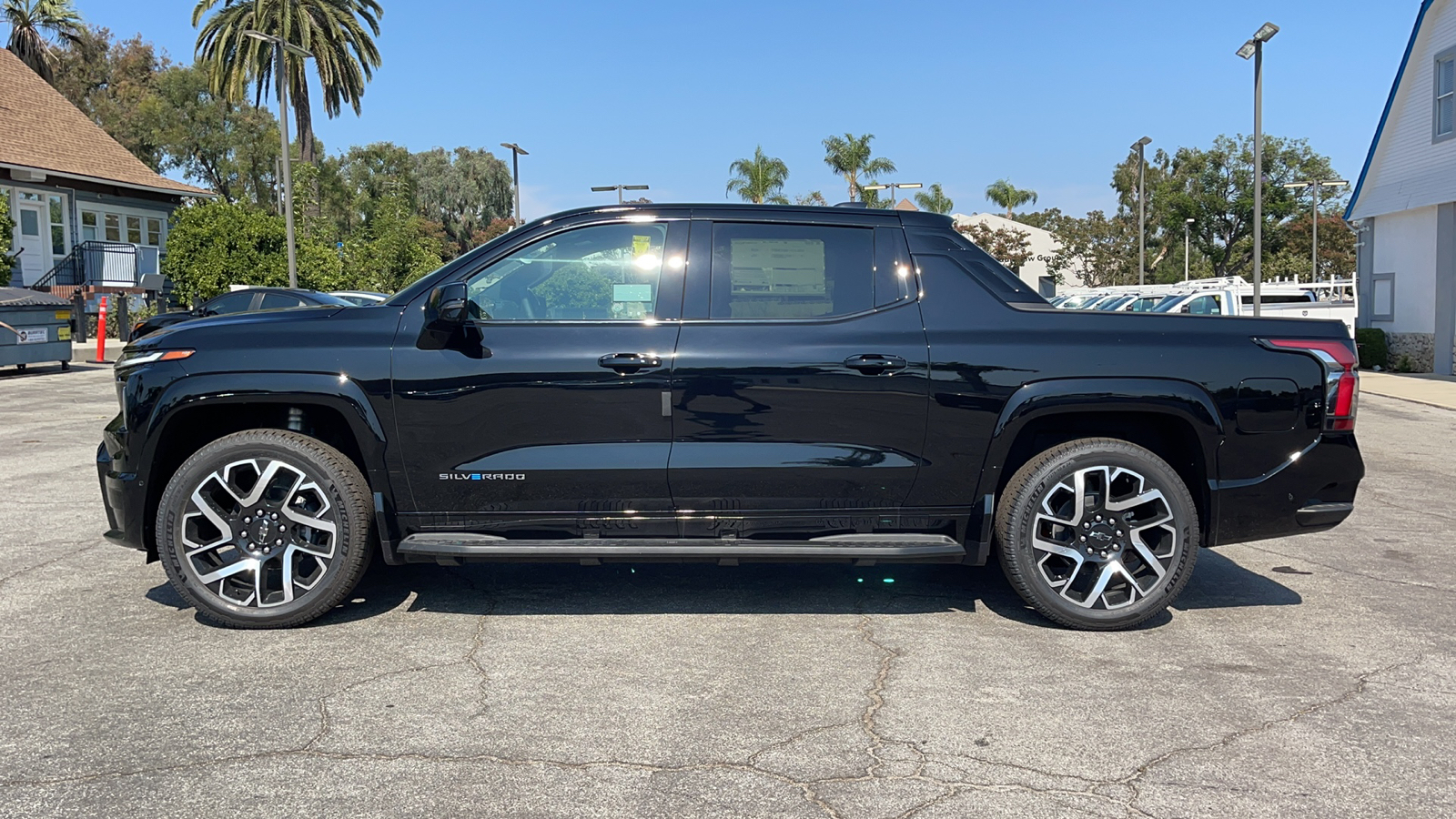 2024 Chevrolet Silverado EV RST 6