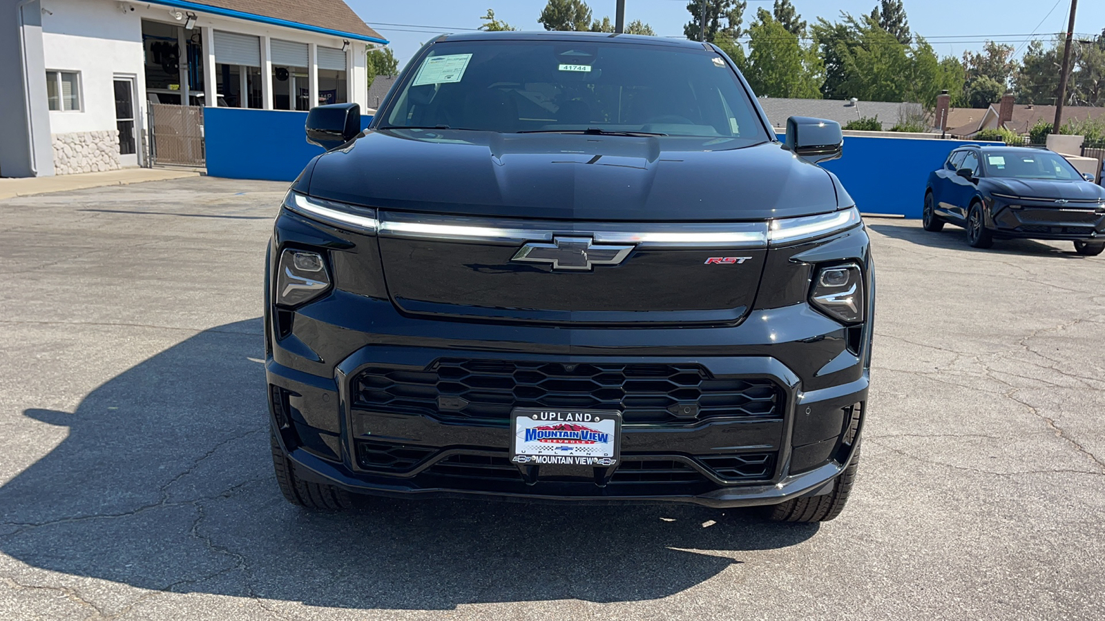 2024 Chevrolet Silverado EV RST 8