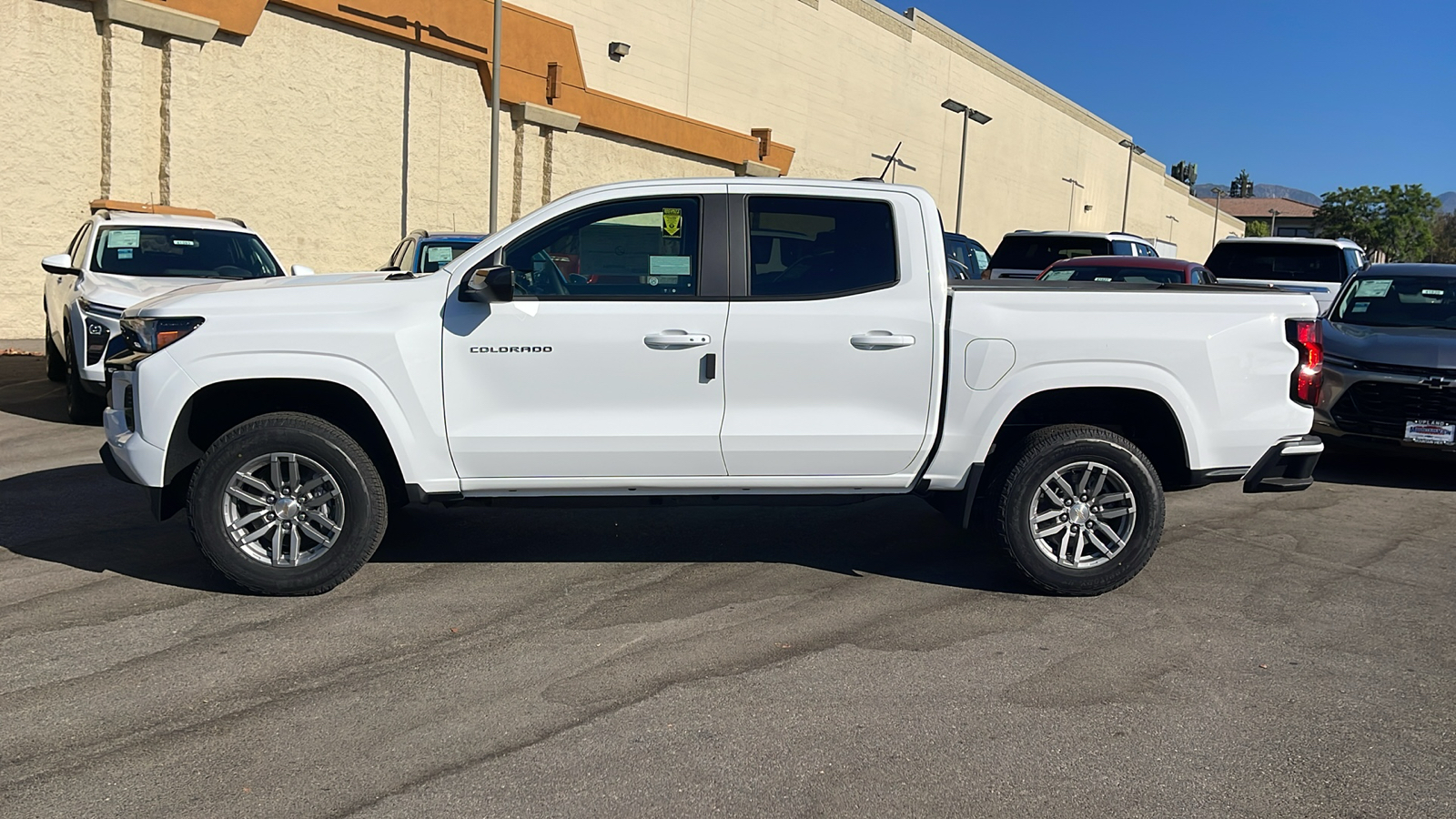 2024 Chevrolet Colorado 2WD LT 6