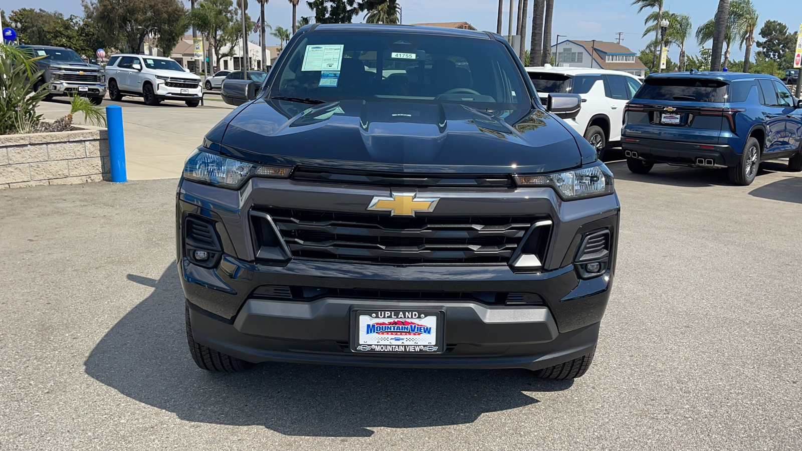 2024 Chevrolet Colorado 2WD LT 8