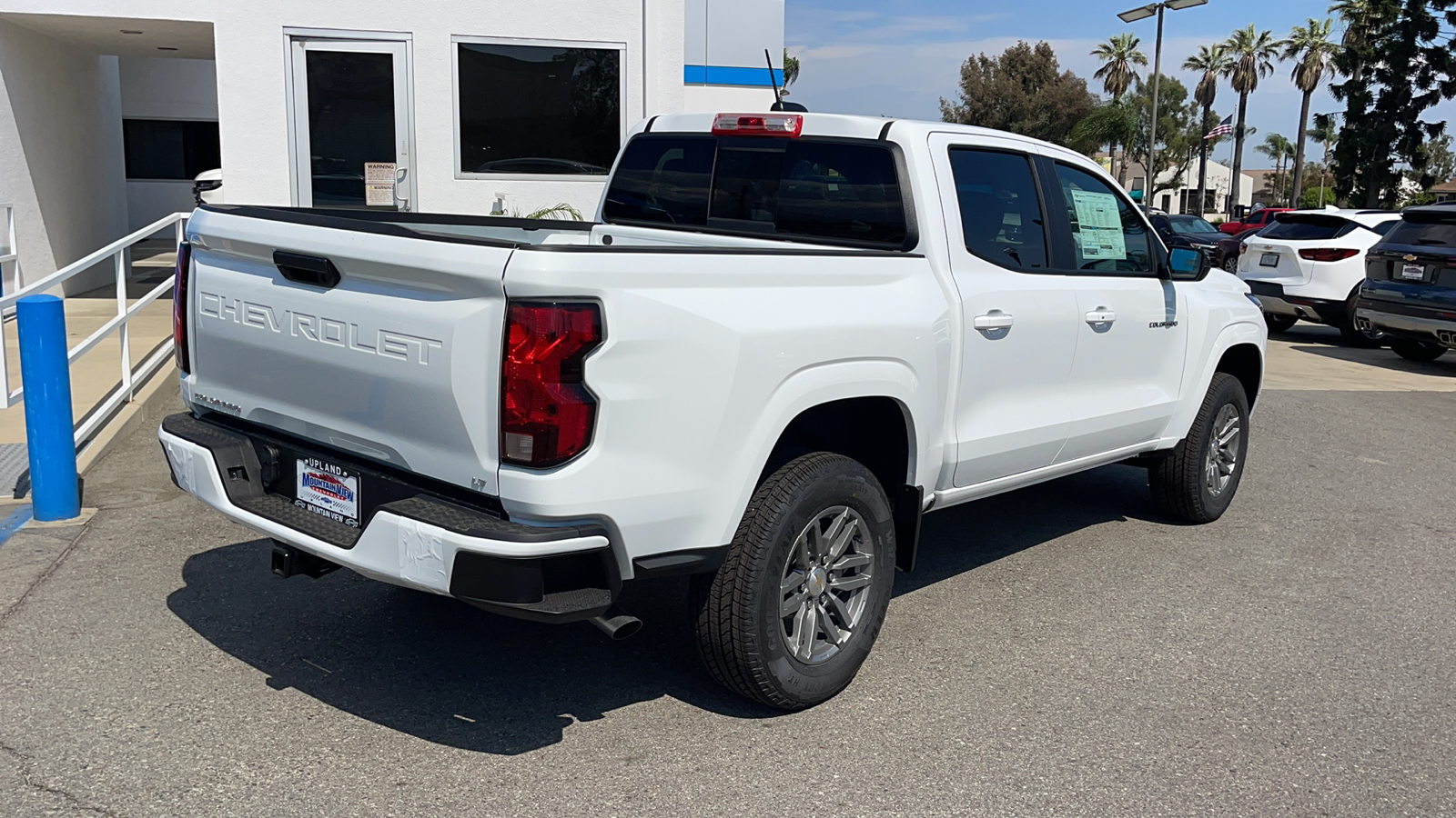 2024 Chevrolet Colorado 2WD LT 3