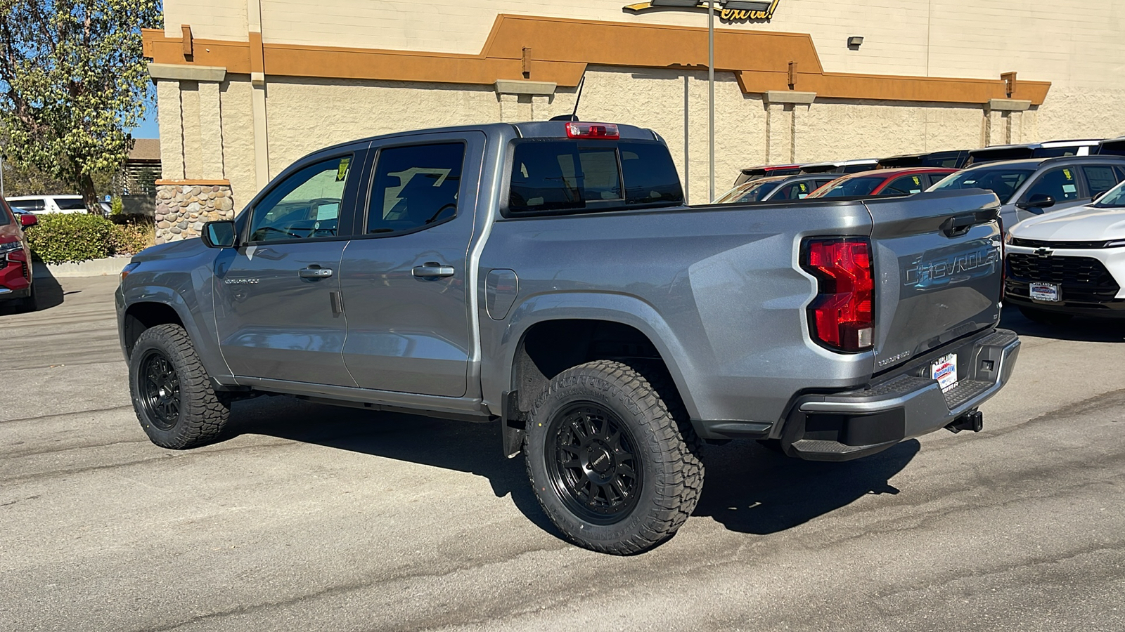 2024 Chevrolet Colorado 2WD LT 5