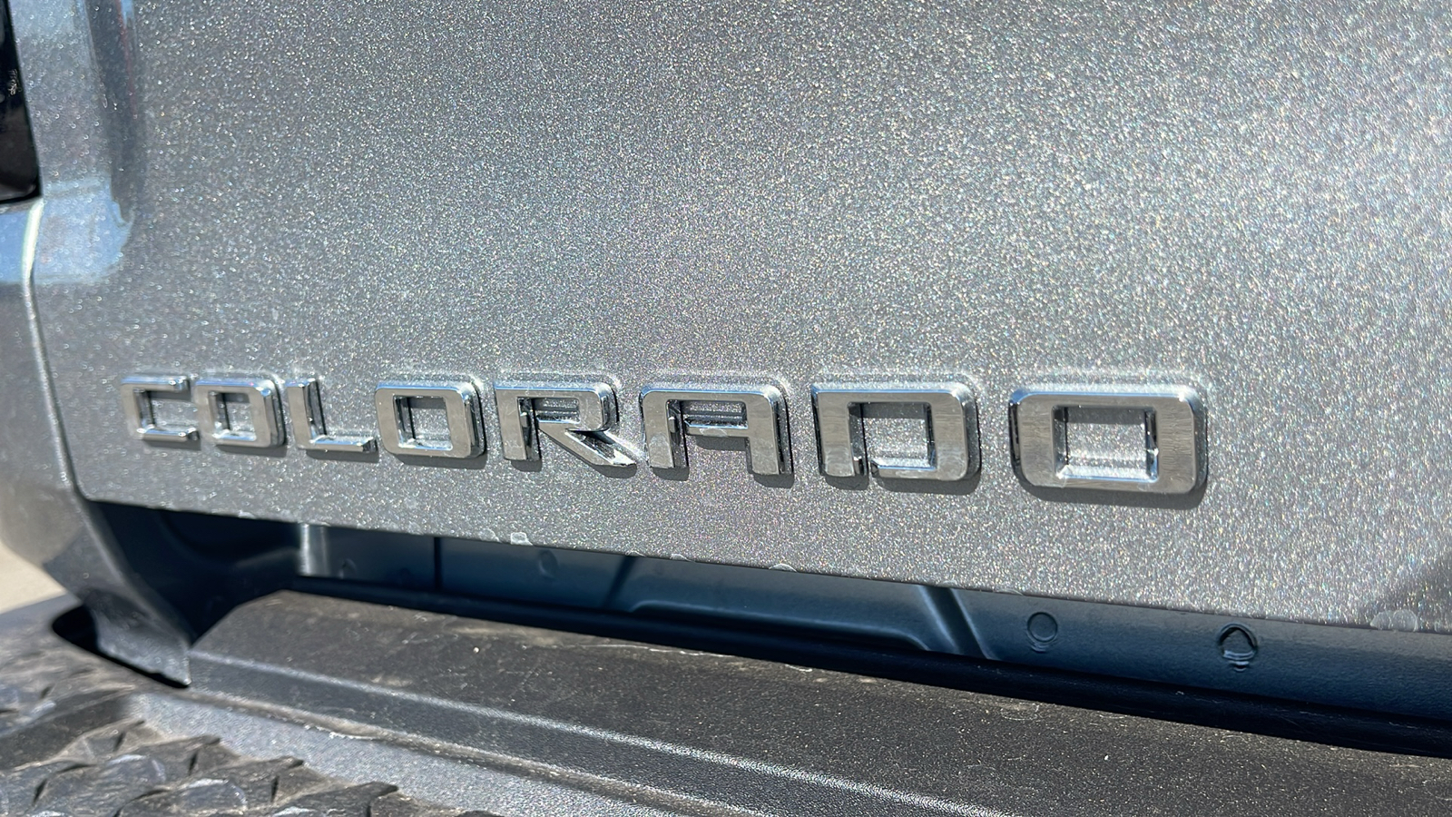 2024 Chevrolet Colorado 2WD LT 27