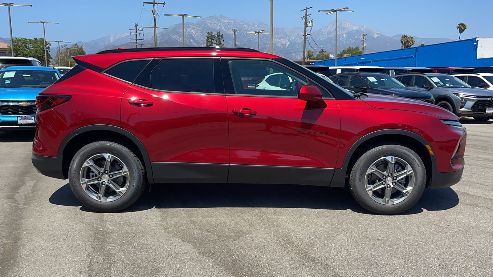 2024 Chevrolet Blazer LT 2