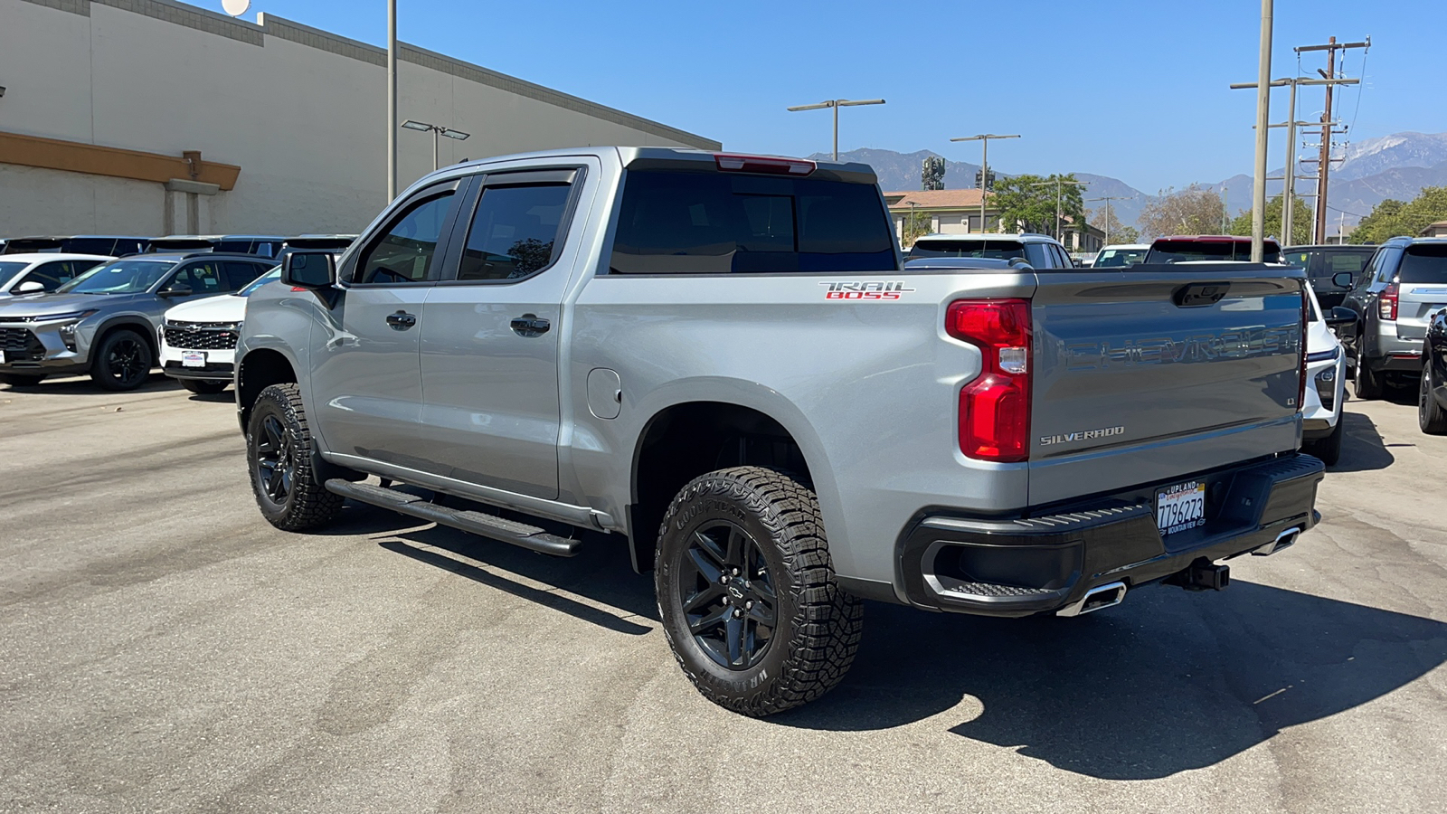 2024 Chevrolet Silverado 1500 LT Trail Boss 5