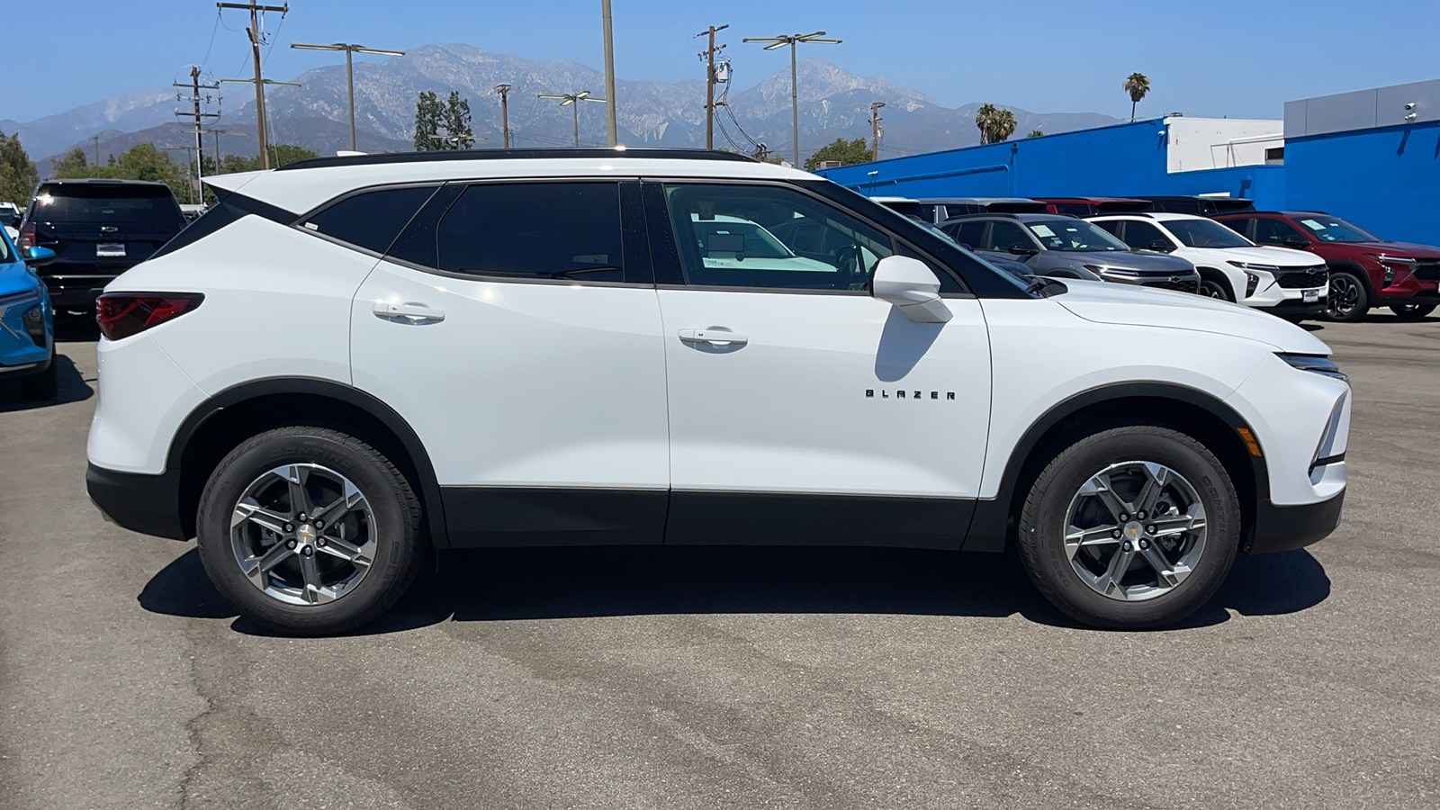 2024 Chevrolet Blazer LT 2