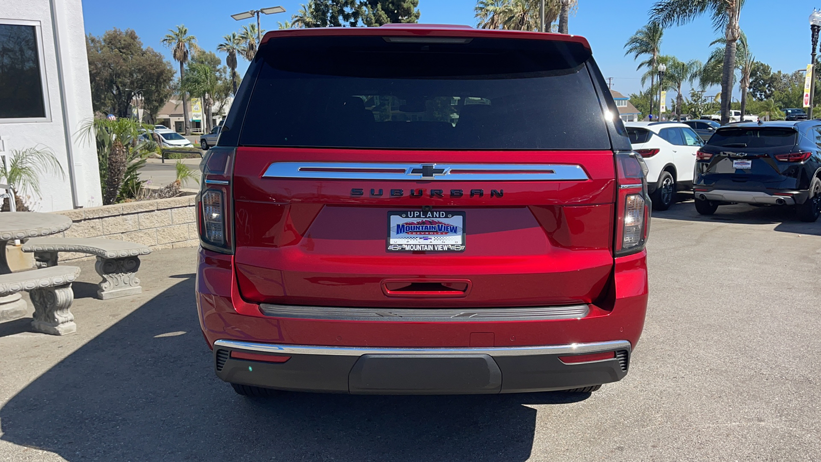 2024 Chevrolet Suburban LS 4