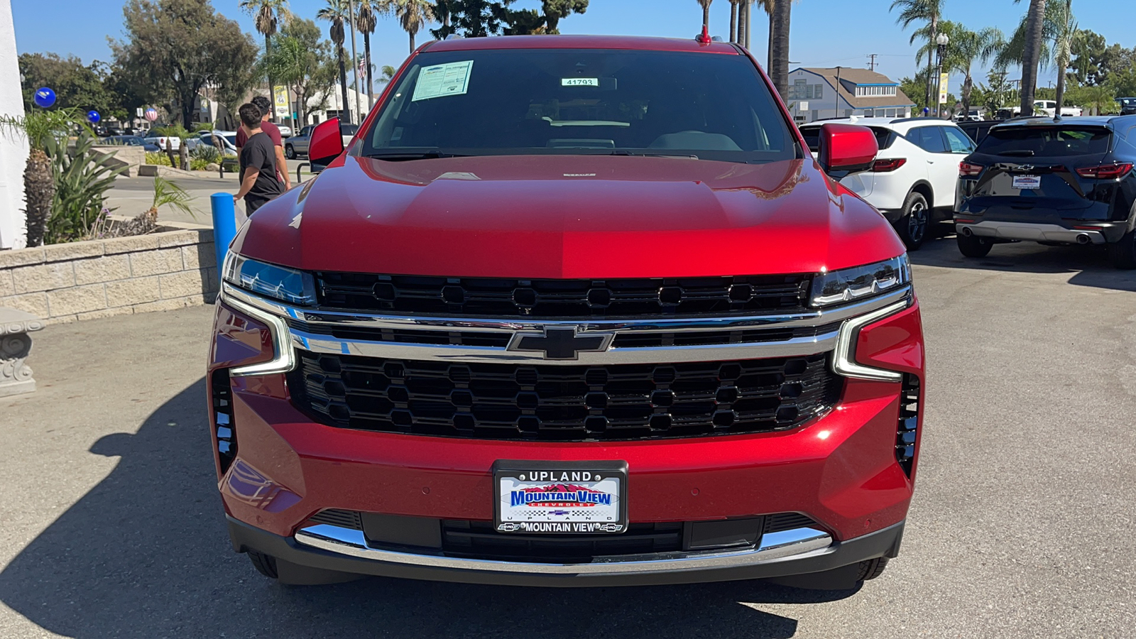 2024 Chevrolet Suburban LS 8