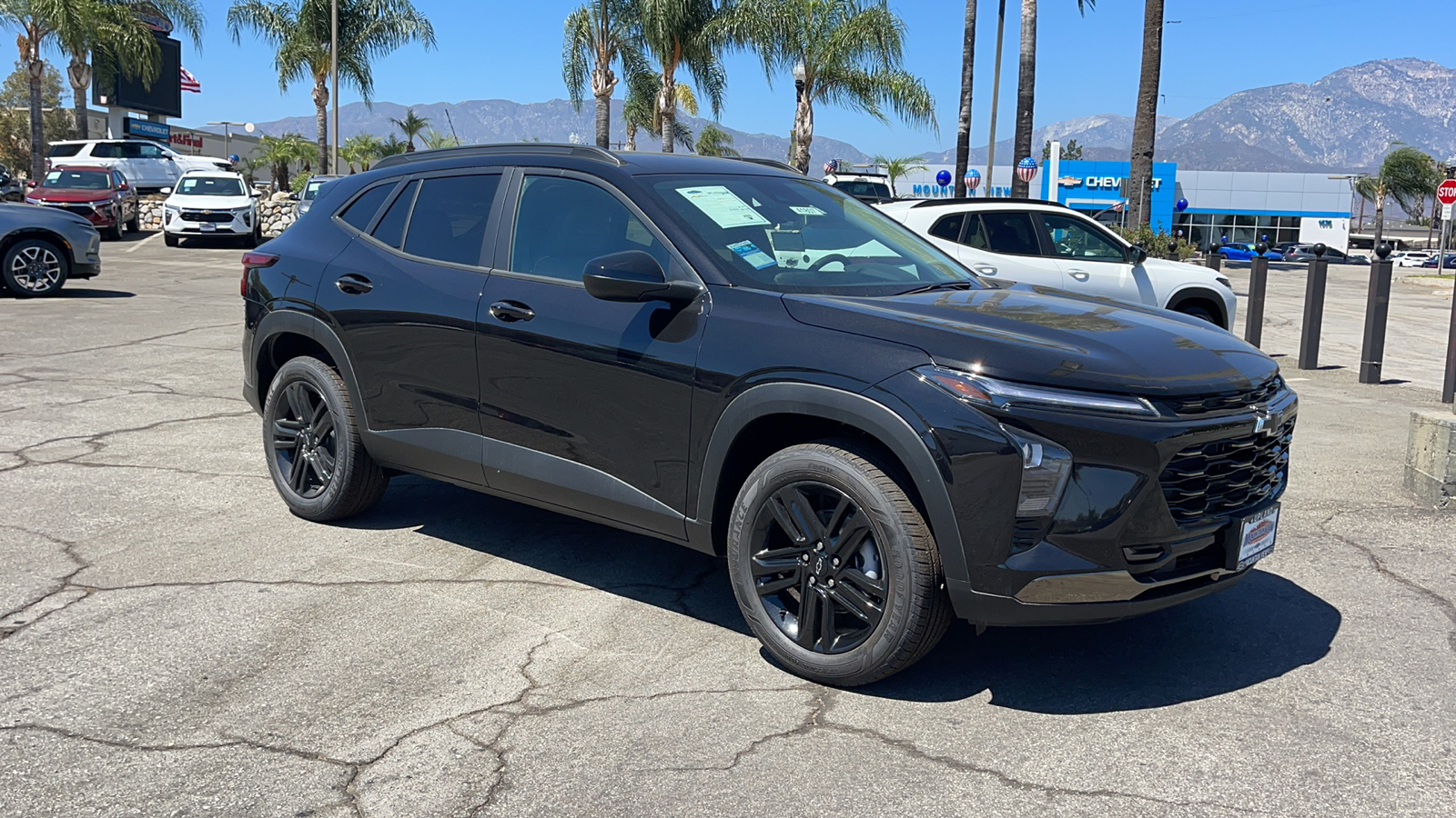 2025 Chevrolet Trax ACTIV 1