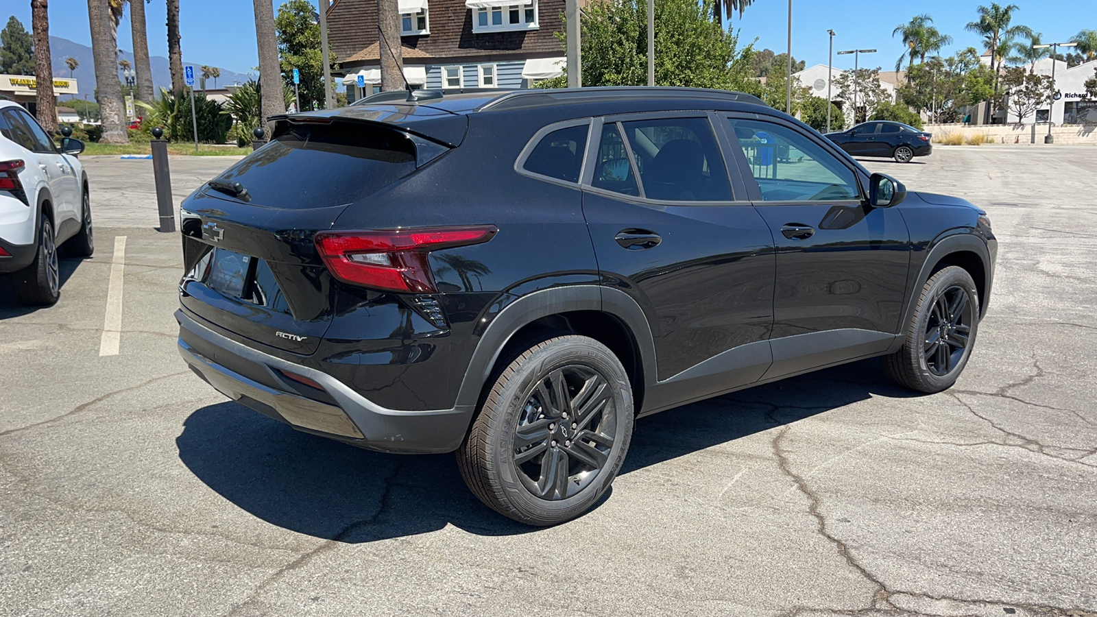 2025 Chevrolet Trax ACTIV 3