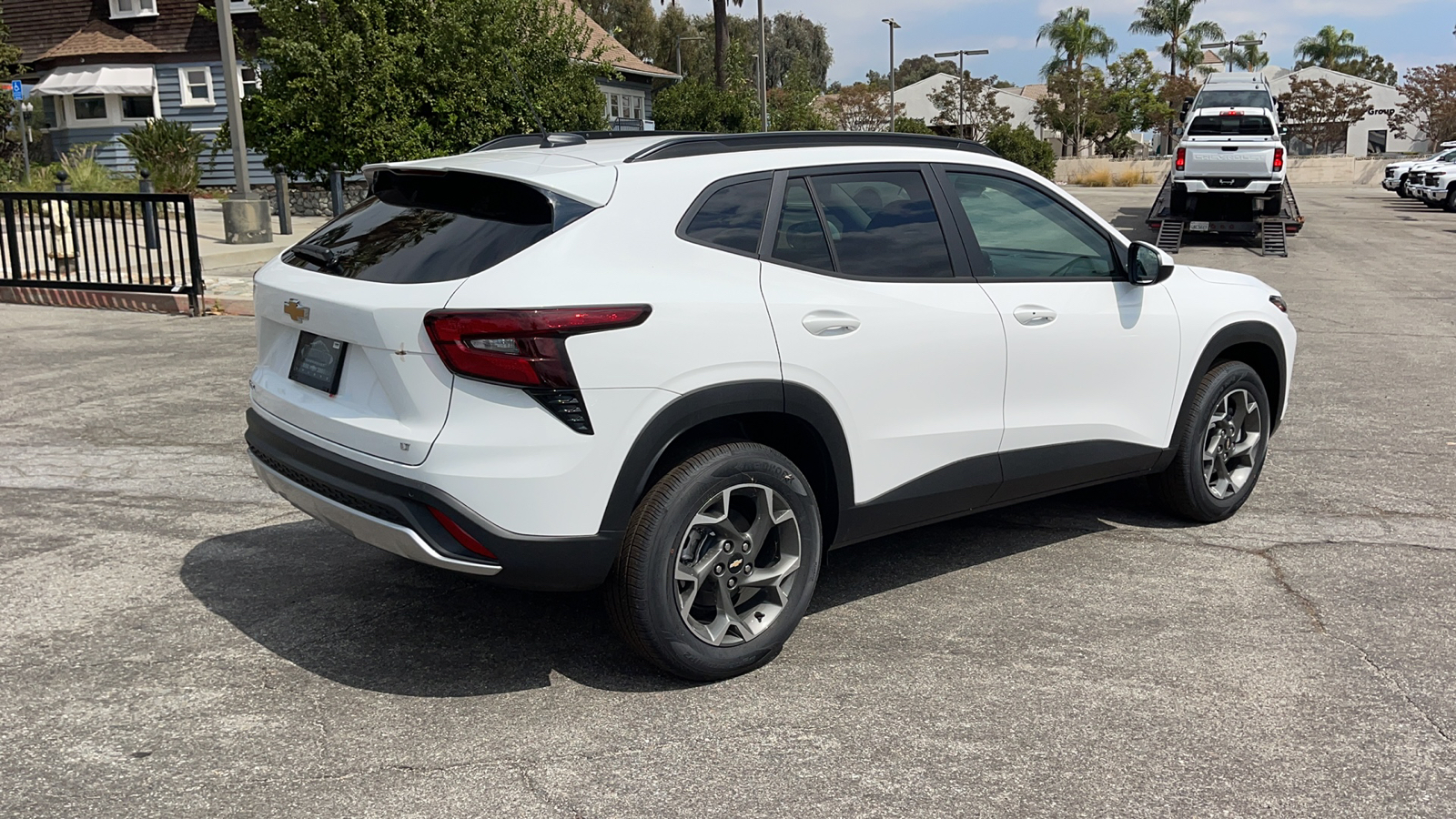 2025 Chevrolet Trax LT 3