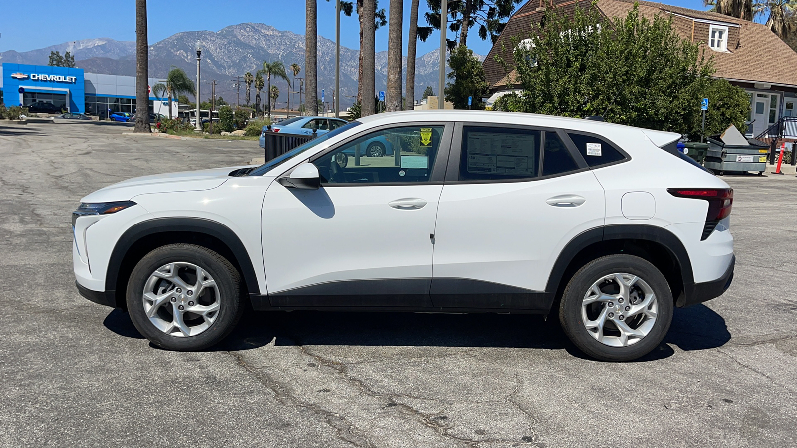 2024 Chevrolet Trax LS 6