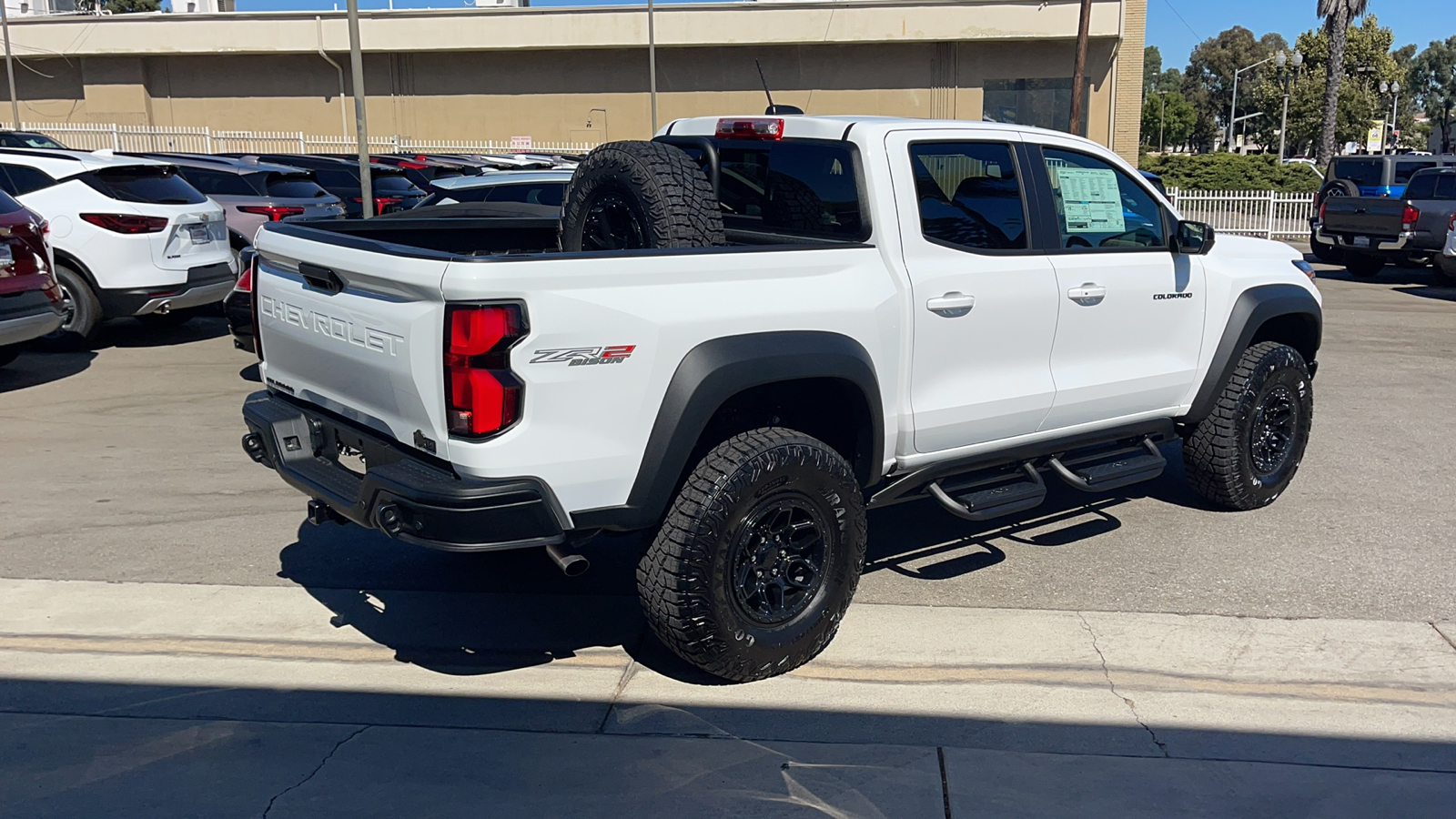 2024 Chevrolet Colorado 4WD ZR2 3