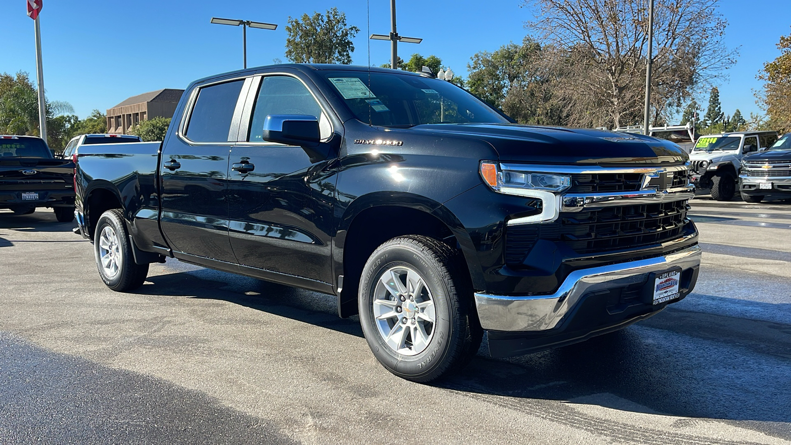 2024 Chevrolet Silverado 1500 LT 1