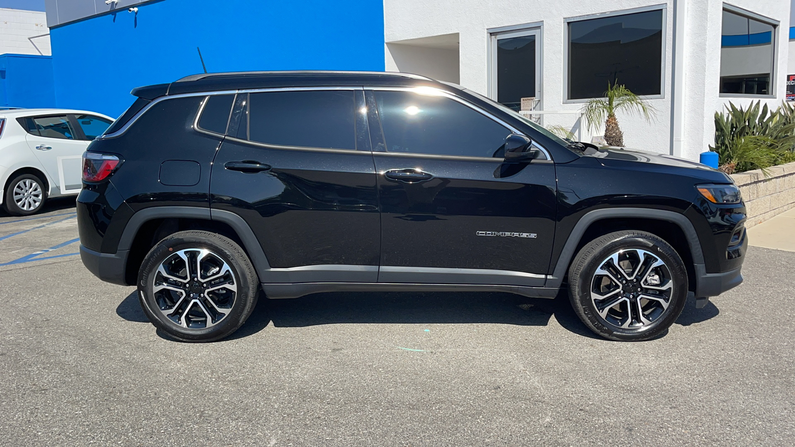 2023 Jeep Compass Limited 2