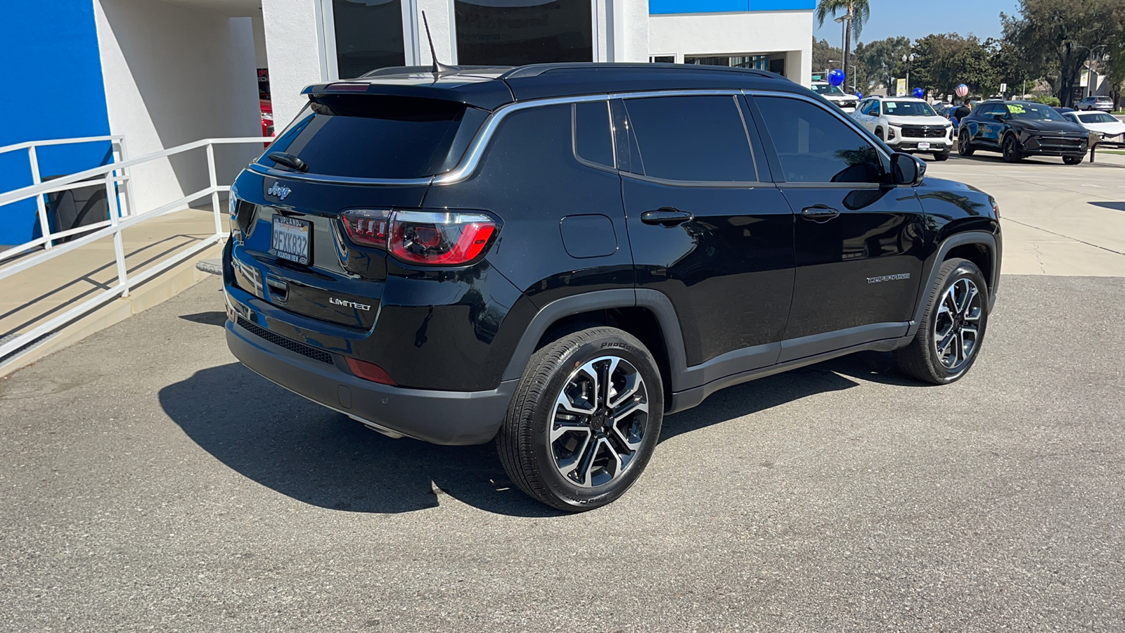 2023 Jeep Compass Limited 3