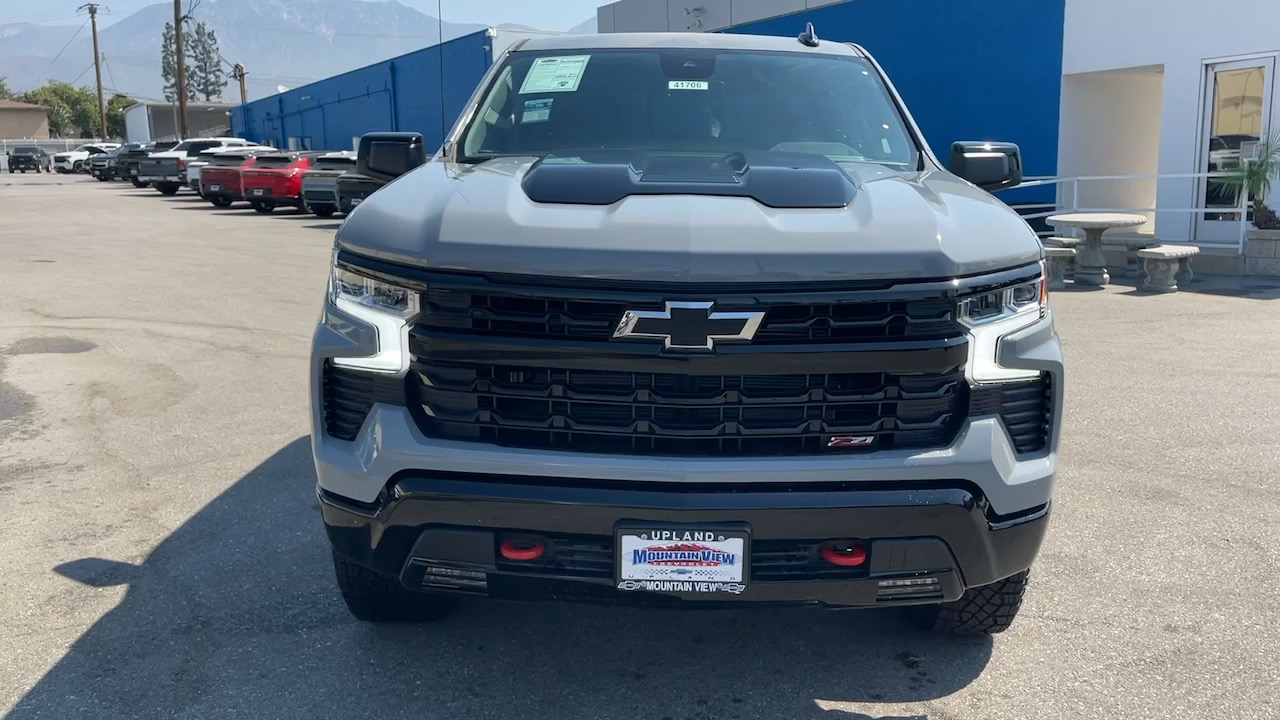 2024 Chevrolet Silverado 1500 LT Trail Boss 8