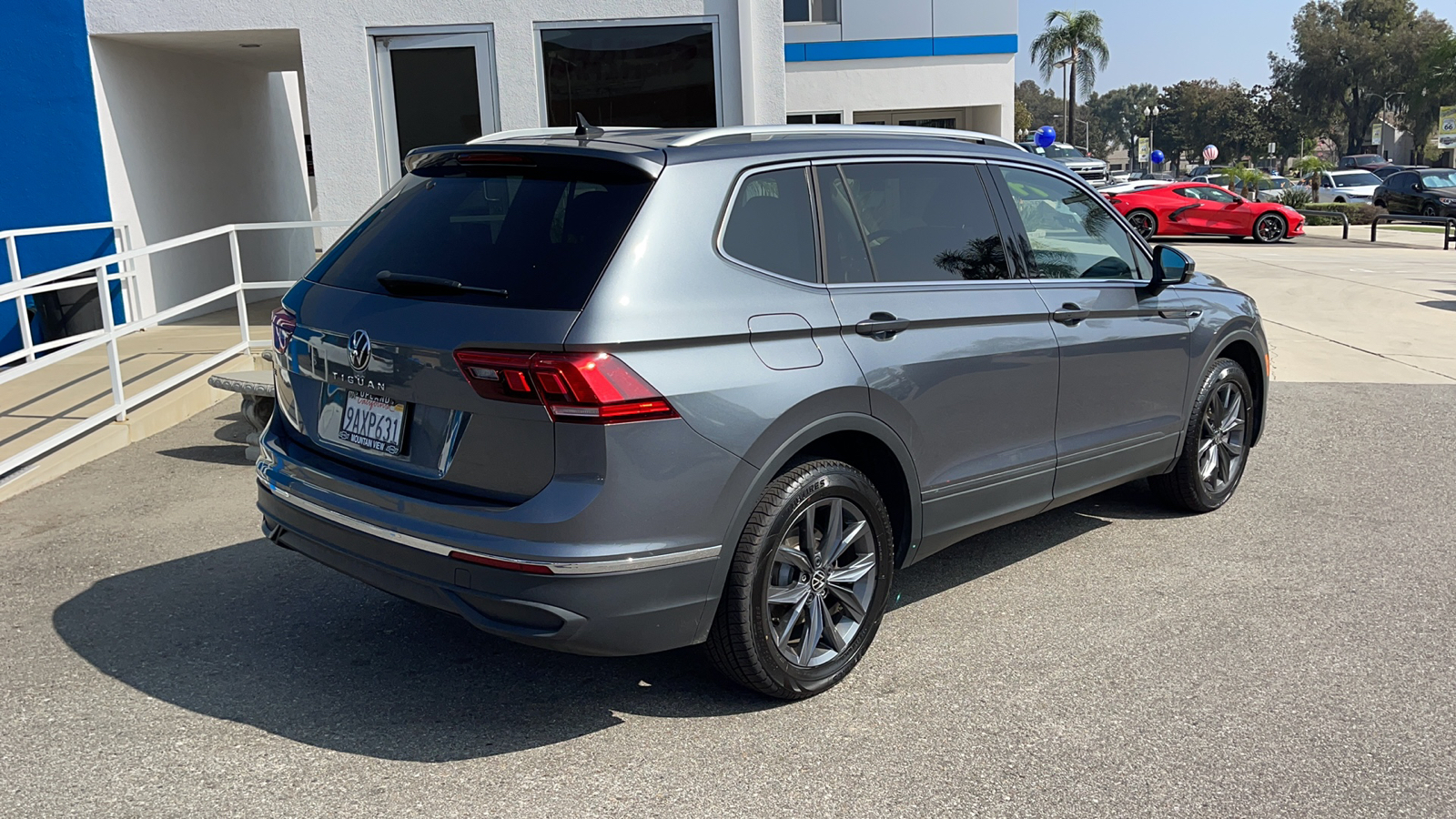 2022 Volkswagen Tiguan SE 3