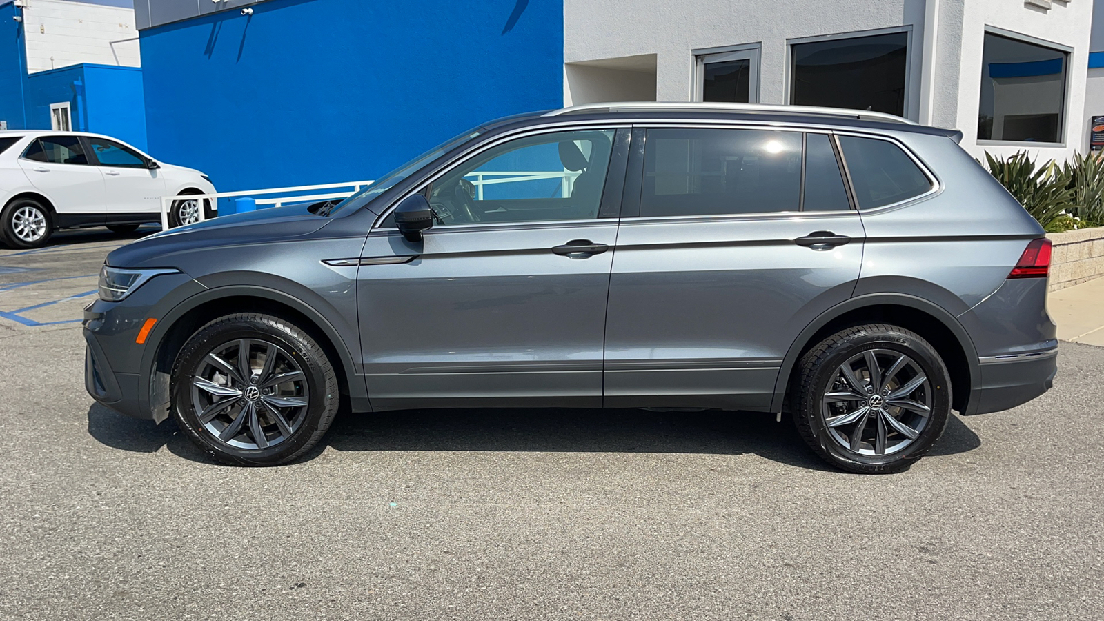 2022 Volkswagen Tiguan SE 6