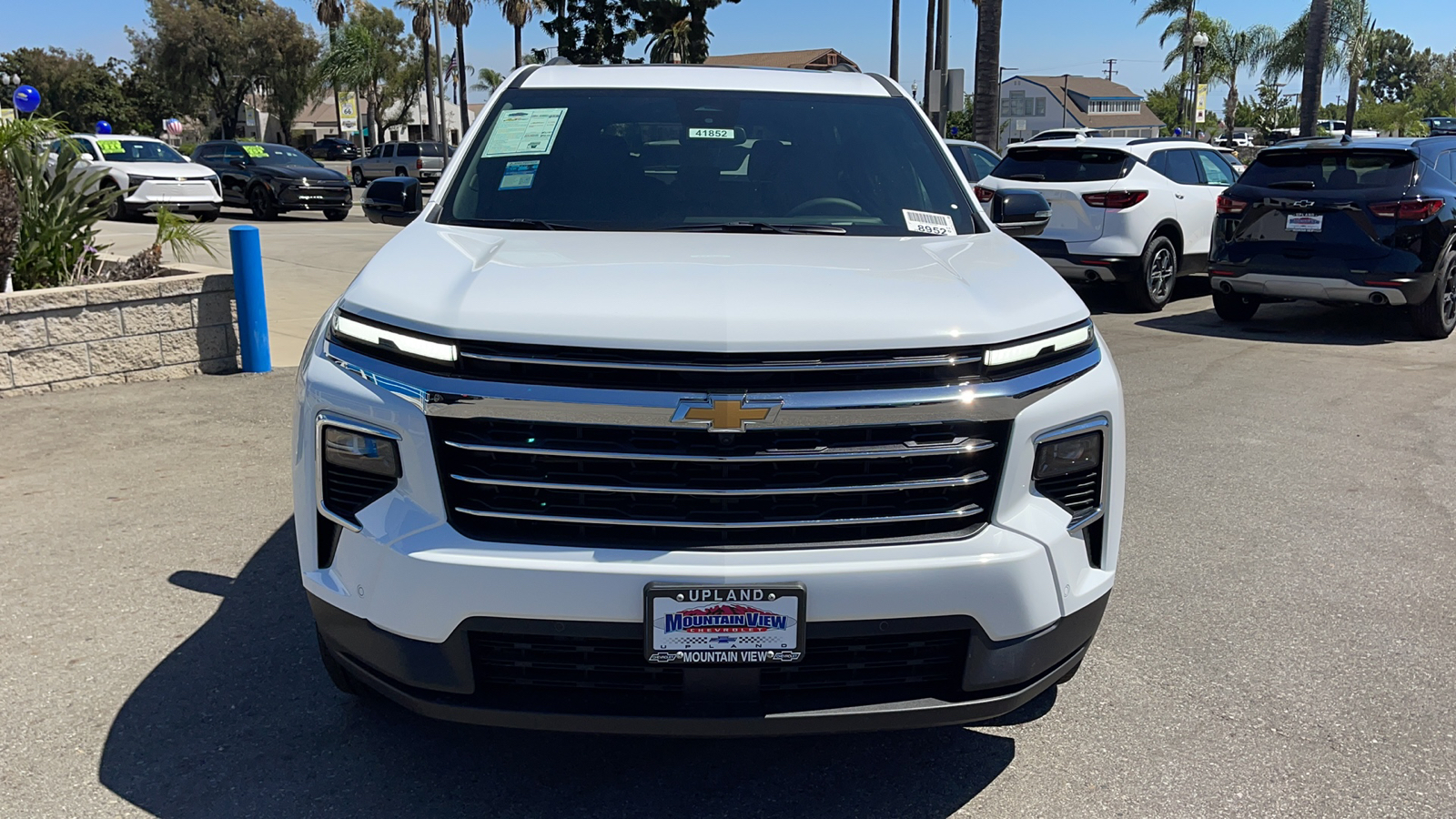 2024 Chevrolet Traverse FWD LT 8