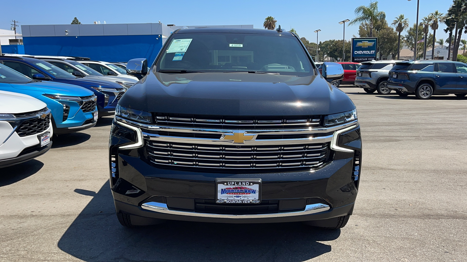 2024 Chevrolet Suburban Premier 8