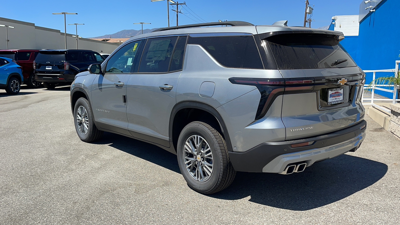 2024 Chevrolet Traverse FWD LT 5