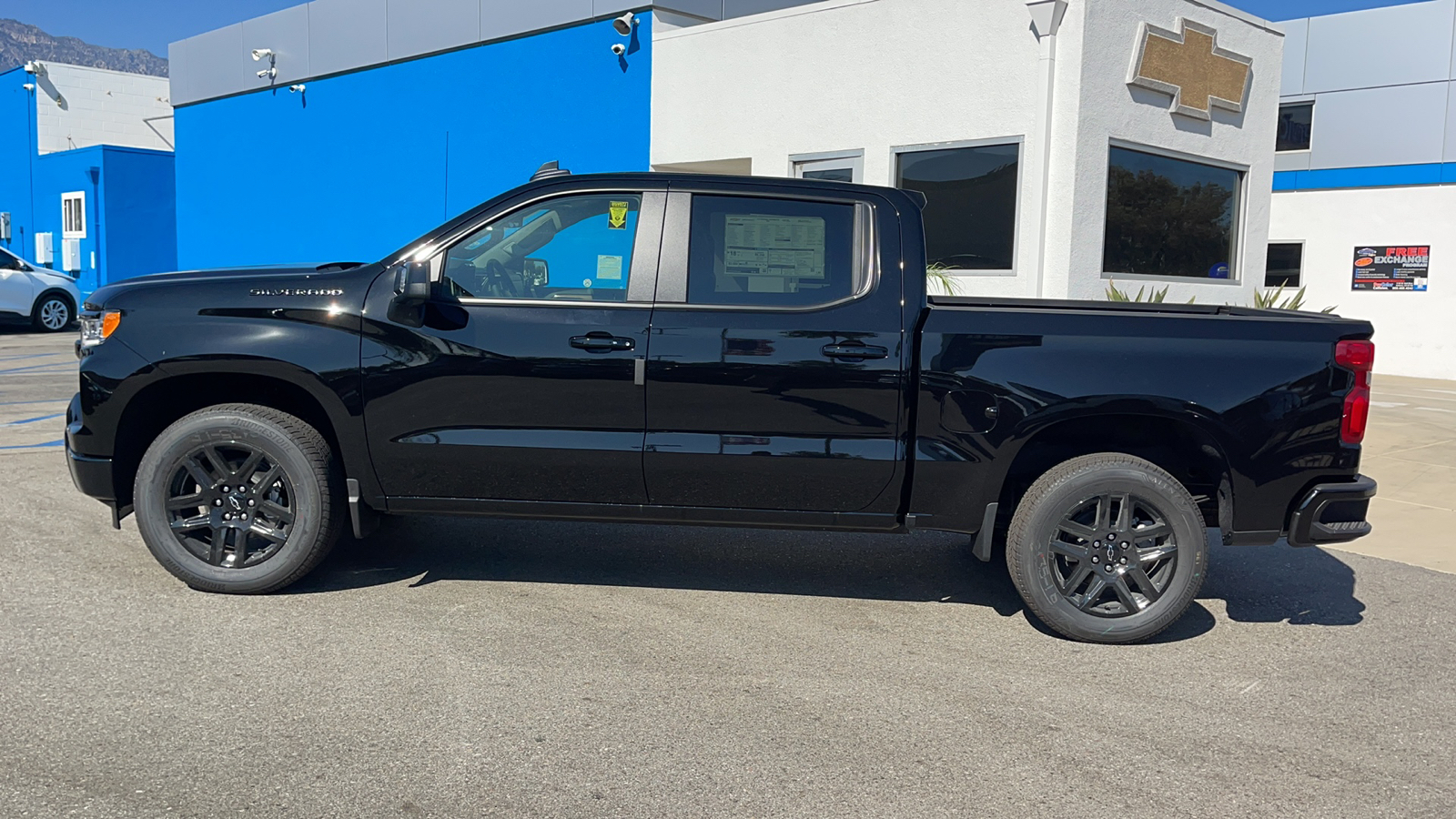 2024 Chevrolet Silverado 1500 RST 6