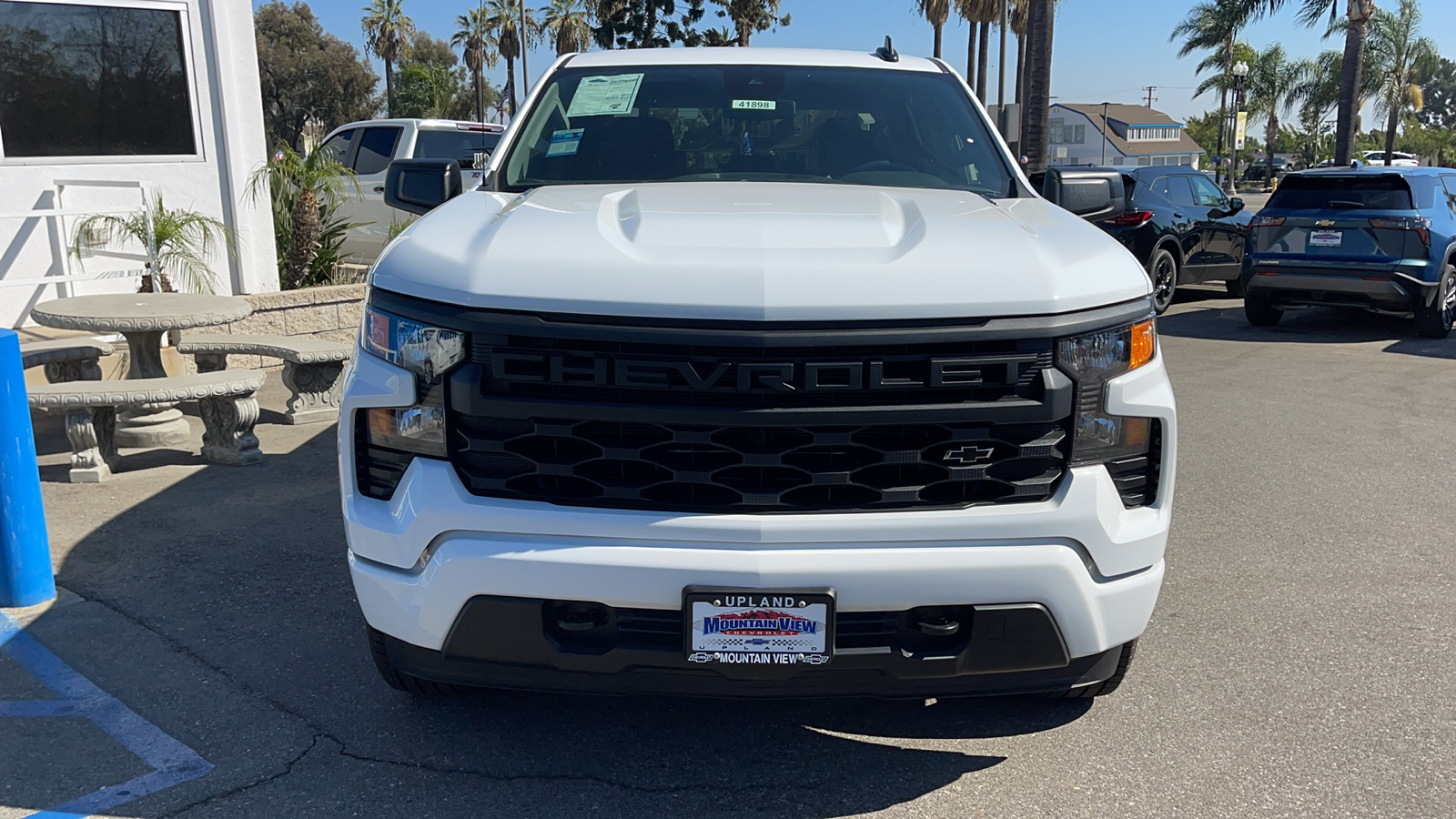 2024 Chevrolet Silverado 1500 Custom 8