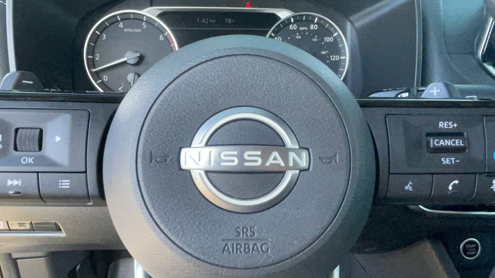 2023 Nissan Rogue SV 24