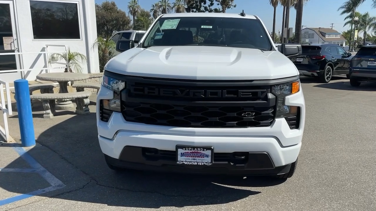 2024 Chevrolet Silverado 1500 Custom 8