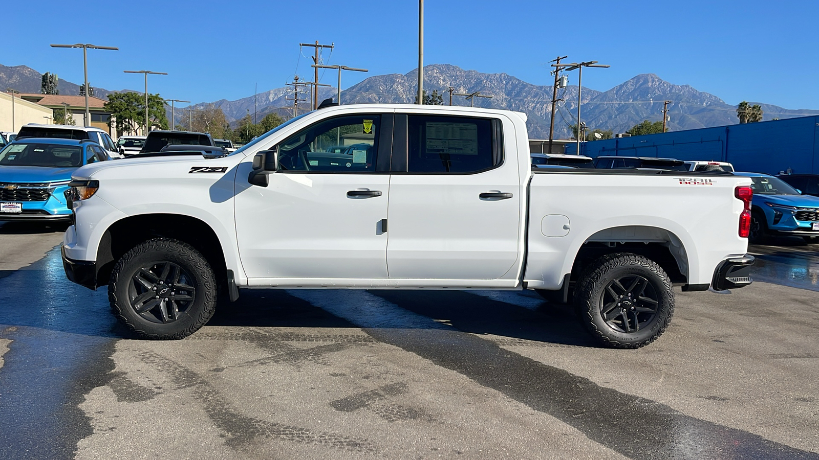 2024 Chevrolet Silverado 1500 Custom Trail Boss 6