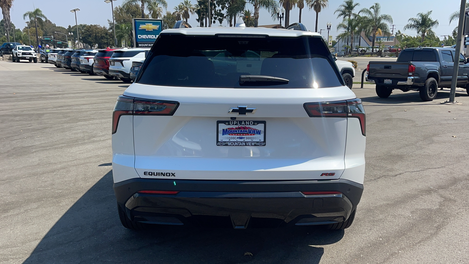 2025 Chevrolet Equinox FWD RS 4